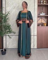 جلابية سعودية ملكية تطريز بارز