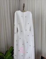 فستان أسود شيفون بتطريز ناعم للسهرات