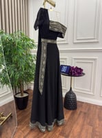 جلابية رمضان سوداء بنقش تراثي أنيق