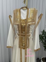 عباية تراثية كلفة ذهبية أنيقة من كيوتشي