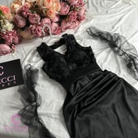 فستان سهرة أسود مطرز بورد فاخر