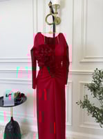 فستان سهرة أحمر كريب مورد من كيوتشي – لمسة فخامة و...