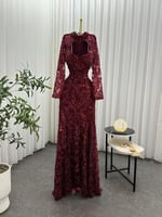 فستان سهرة سهره برغندي بتفاصيل فخمة