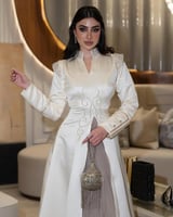 فستان ساتر وأنيق بتطريز فخم وراقي Cutecci