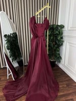 فستان سهرة برغندي انسيابي رقيق | Cutecci