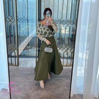 فستان سهرة زيتوني ملكي بالأكمام المطرزة من Cutecci...