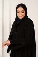 عبايه كريب كسرات من الخلف