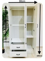 دولاب خشب بتصميم رائع