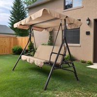 أرجوحة بثلاثة مقاعد مع مظلة