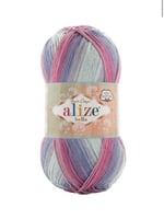 100g Bella Batik 3686