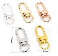 2 تعليقة ميدالية شنطة او مفتاح