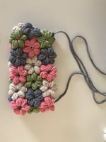 كروشية شنطة الورد كروس