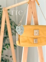 ميدالية الريشة ( تعليقة)