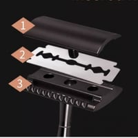 1 موس الحلاقة الآمن باللون الفضي + 10 شفرات مجانية