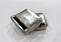 ماكينة لف سجائر معدنية