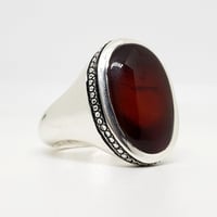 خاتم عقيق يماني كرزي طبيعي