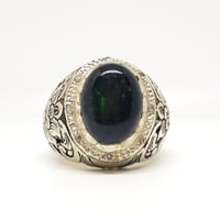 خاتم اوبال مرصع بالألماس بشهادة