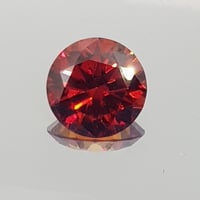 حجر موزنايت 3 قيراط بشهادة GRA