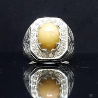 خاتم اوبال اثيوبي مرصع بالزركون