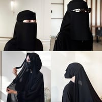 عرض اليوم الوطني نقابين + طرحتين ذكية ثابتة