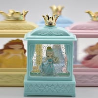 بلورة زجاجية عشوائية