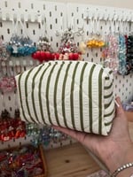 مخطط اخضر \ بيج