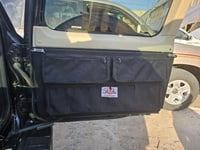 طاولة فن باب باترول اسود