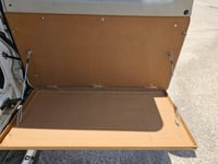 طاولة فن باب برادو