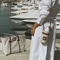 طقم رحلات مع امكانيه كتابه الاحرف عليه