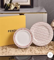 طقم فندي مكون من صحنين