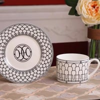 كوب هيرمز مع صحن