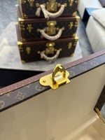 بوكسات لويس فيتون