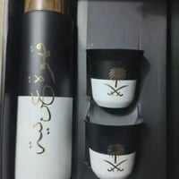 طقم حافظة حرارة مع كوبين بعبارة من اختياركم