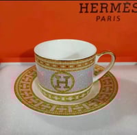 كوب هيرمز مع صحن