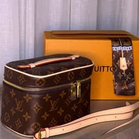 شنطة لويس فيتون LV وسط