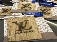 توزيعات عود لويس فيتون