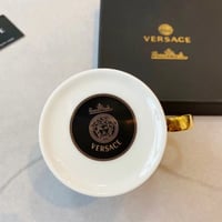 كوب فرزاتشي بشعار الماركه