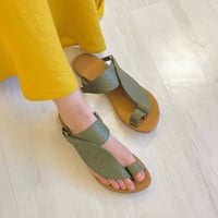 Leathers Feminine - Green Ostrich