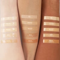 لوكا كوزمتيكس DREAMY GLOWY SKIN FOUNDATION كريم ال...