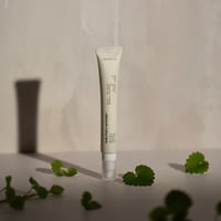 هاروهارو وندر كريم محيط العين لتقليل الخيوط الرفيع...