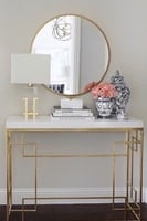 طاولة الكونسول