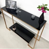 طاولة الكونسول