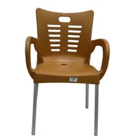 كرسي بلاستيك