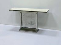 طاولة الكونسول