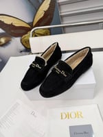 فلات Dior