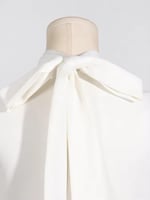 فستان ثلاثي الابعاد