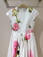 فستان ملكه كابلي