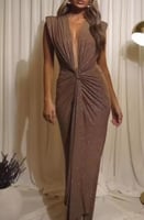 فستان بدون اكمام