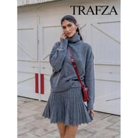 تنوره قصيره وبلوفر