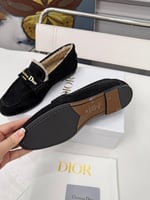 فلات Dior
